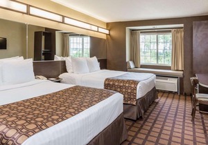 Microtel Inn & Suites by Wyndham Jacksonville Airport