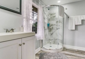 Mins to Downtown & the Beach! Myrtle Main-House