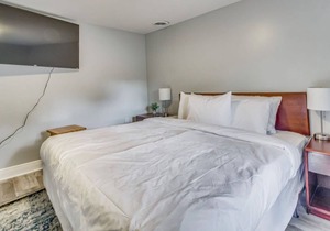 Mins to Downtown & the Beach! Myrtle Main-House