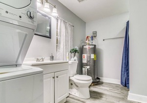 Mins to Downtown & the Beach! Myrtle Two-Suites!