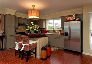 Modern 3bedroom cottage steps to private beach ocean view, free beach service!