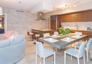 MVR - Oceanfront, Corner Balcony, Luxe, SPA