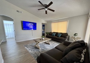 Near Disney, single floor, beautiful and clean, Private Pool!!