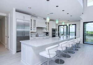 New Bayfront Luxury Home with Private Pool, Spa & Panoramic Views