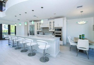 New Bayfront Luxury Home with Private Pool, Spa & Panoramic Views
