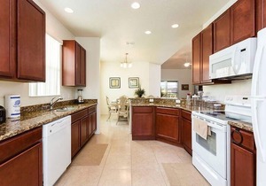 New Listing! Crystal Cove Resort, 6mi to Disney & 11mi to Universal - BT51886