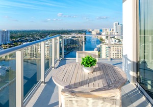 NEW2019 CornerSuite Amazing WaterViews
