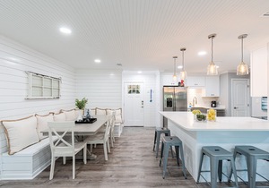 Newly Updated Villa with Golf Cart!