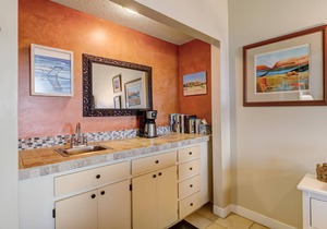 Oceanfront 2 Bedroom/2 Bath Windsong