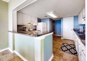 Oceanfront condo with large balcony, pool, central AC & views