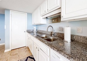 Oceanfront condo with large balcony, pool, central AC & views