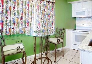 Oceanfront condo with views, beach access, pool, hot tub, game room & gym