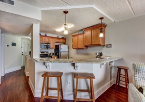 Oceanfront Ponce Inlet FL, Top-floor 2/2, Remodeled with higher kitchen ceiling