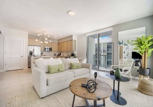One Bedroom Condo King Bed With City Views