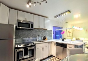 ORCHID VILLA #1 3 BEDROOM HOME! HEATED POOL, PETS