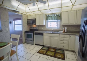 Outstanding Corner Unit in the Sea Breeze Resort!