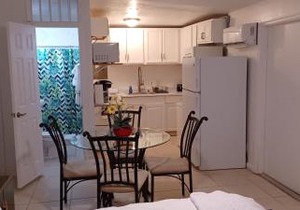 Palm Springs 3-Bedroom 2-Bath 5 Miles to the Beach