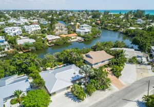 Paradise Pointe
