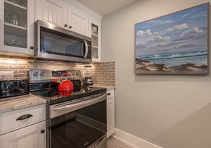 Patio ~ Fully Equipped Kitchen ~ Community Pool ~ Fitness Center
