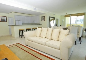 Penthouse: Miami Beach Luxury Ocean View Penthouse Condo