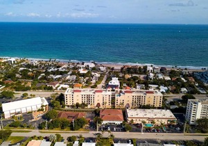 Perfect Beach Escape - Walk to Fort Lauderdale Beach