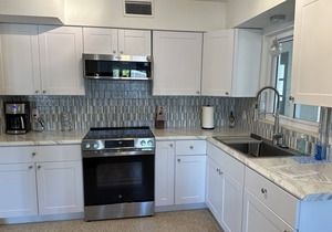 Perfect Holiday Beach Home with private Pool,nPets welcome and stay Free