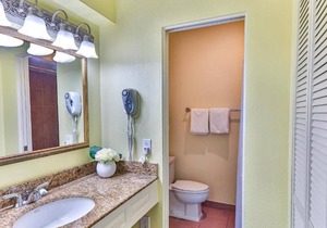 Perfect Location for Family Getaway! Two Spacious Rooms, Outdoor Swimming Pool