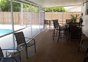 Pet Friendly.Walk to Pass-a-Grille Beach from Vina Del Mar private pool home
