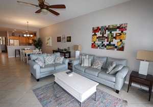 Pet Friendly! Waterfront, Pool, Hot Tub, Free Parking & Free Activities! ~ 403 Harborview Grande