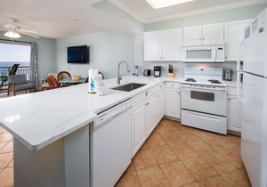 PI 504: Seabreeze Heights - This Is The Condo For Your Getaway!