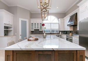 Plantation Acres 7BR Mansion with Gorgeous Pool