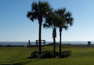 Poolside Sailmaker Condo at Summer Beach!
