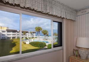 Prime Location/Pool Views/Oceanview Gem/Chateau by the Sea 22B