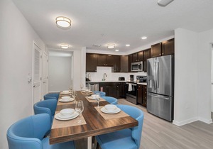 Private Balcony | FREE Resort Access | Near I-Drive