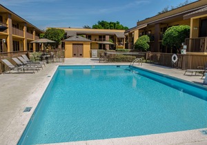 Quality Inn At Eglin AFB