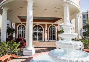 Quality Inn & Suites Near the Theme Parks