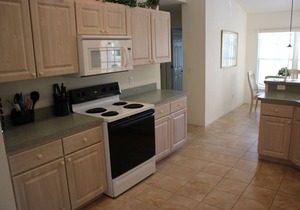 Relax and Enjoy the Sunny Florida in Villa Valk by RedAwning