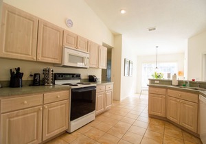 Relax and Enjoy the Sunny Florida in Villa Valk by RedAwning