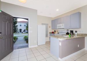 Relaxing 3 bedroom home near Disney 4564
