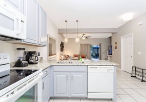 Relaxing 3 bedroom home near Disney 4564