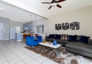 Relaxing 3 bedroom home near Disney 4564