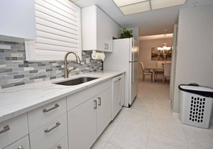 Relaxing Beach Getaway - Special Fall Rate