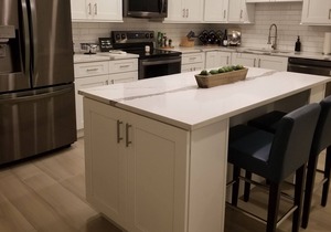 Remodeled Ranch Condo at Beacon Point across from Winterhaven Park, pet friendly