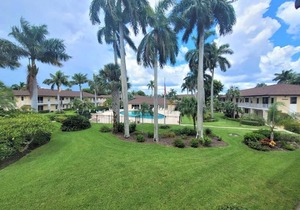 Renovated and Ready.Studio Condo in lovely Island Resort Complex.Close to