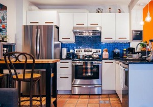 Renovated Historic Coconut Grove Cottage Home