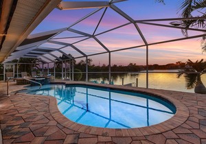 Restful Retreat - Lake views, Spectacular Sunsets, Kayaks - Villa Sundown- Roelens Vacations