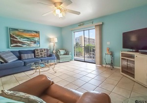 ROYAL PELICAN 344 - FUN IN THE ISLAND SUN FOR BARGAIN PRICE!