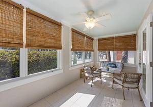 Sea Spray 4: *Heated Pool *Pet-Friendly *Steps to beach *Shops, dining close