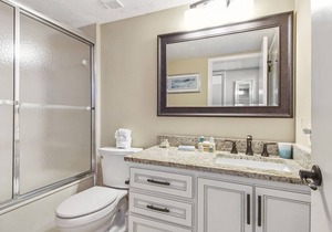 Sealoft 202 | Beachfront With Two Balconies
