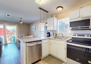 Second floor condo with shared pool, high-speed WiFi, and private washer/dryer
